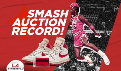 Sepatu MJ ‘Nike Air Ships’ Laku Rp 21 Miliar! thumbnail